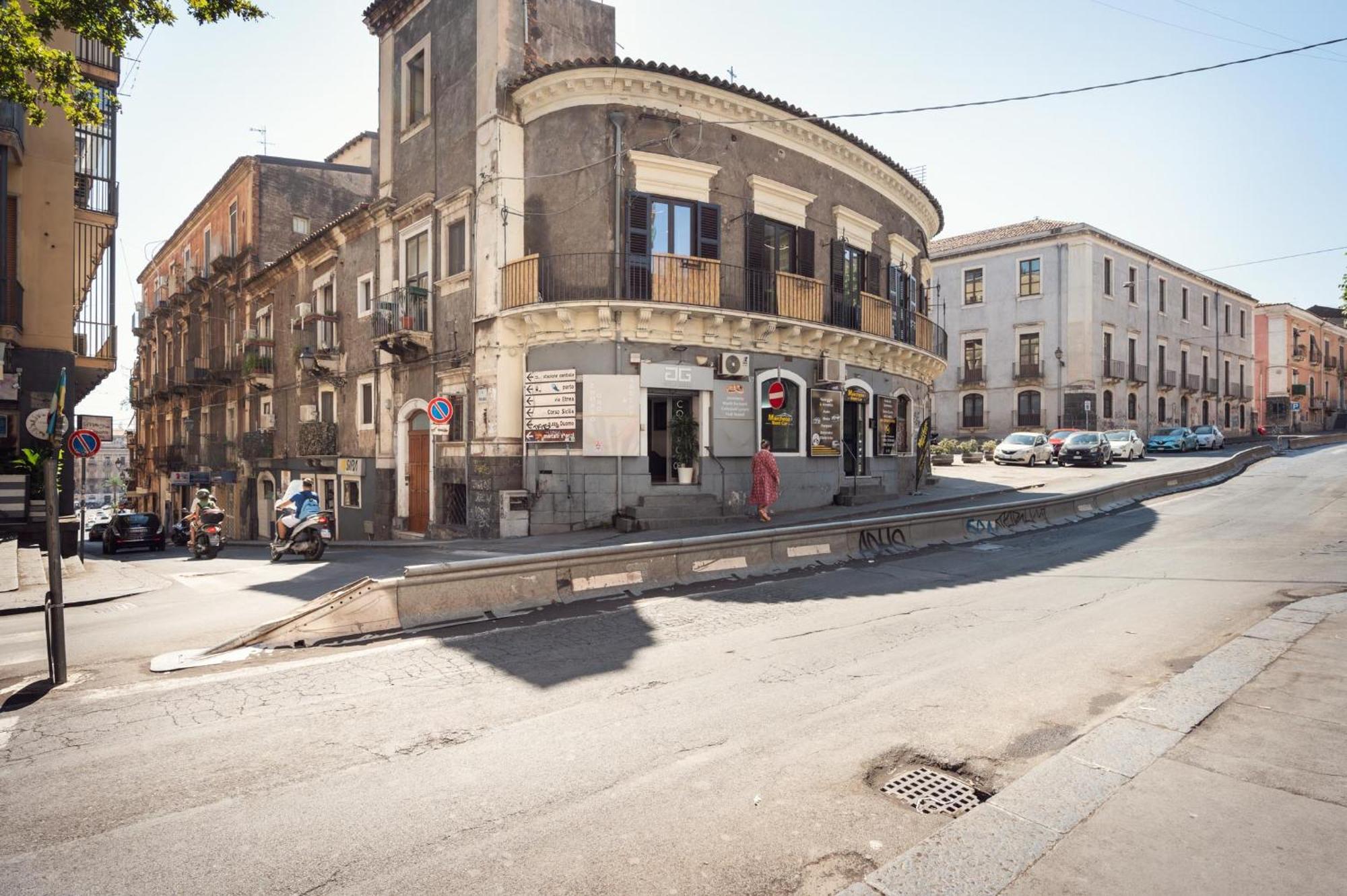 Terra Dell'Etna Apartamento Catânia Exterior foto